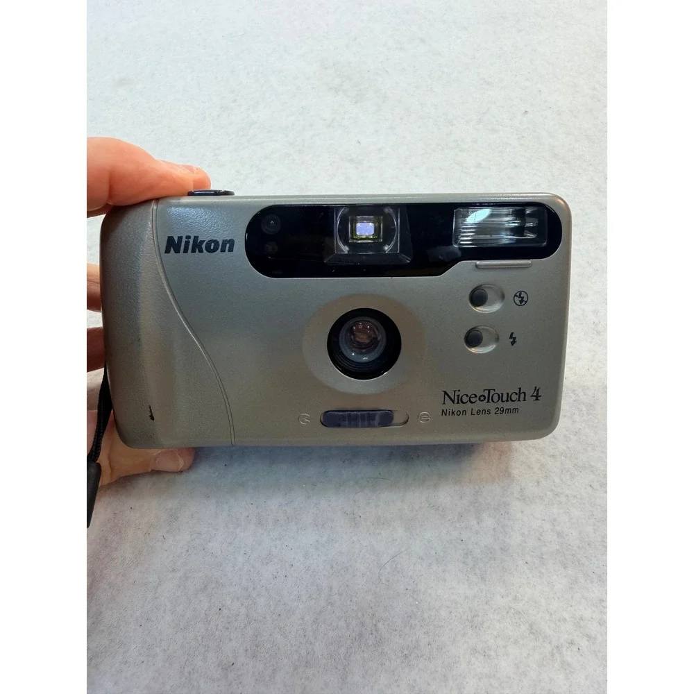 Nikon NiceTouch 4 35mm Film Camera Silver Black 29mm Lens Point & Shoot Untested